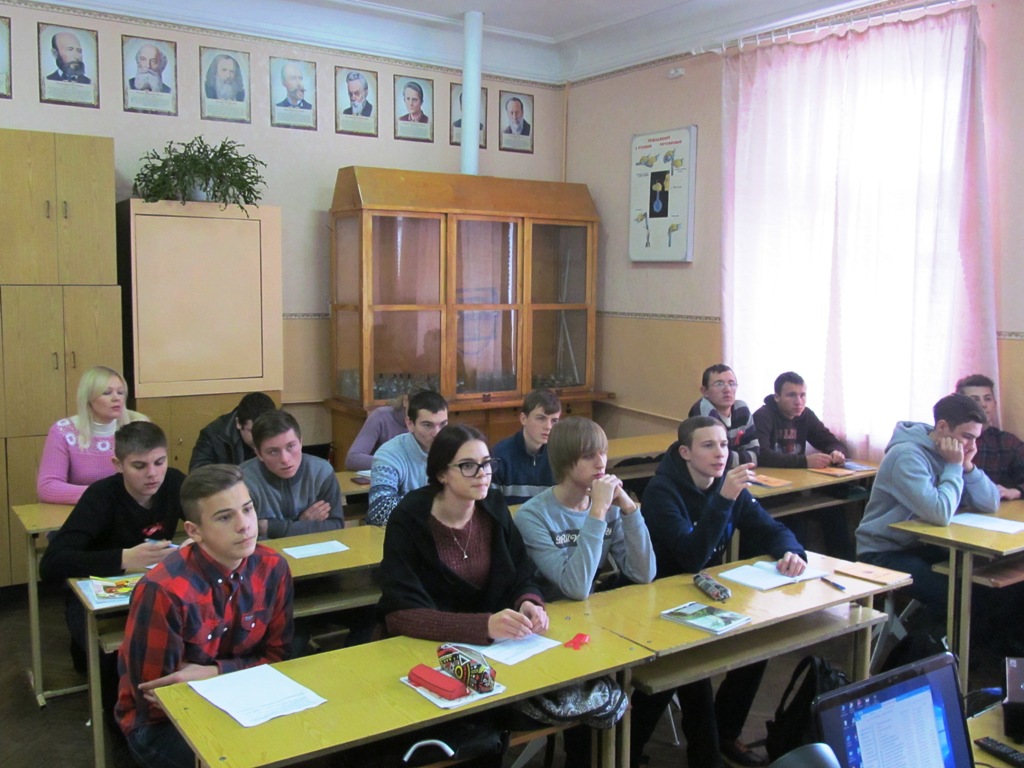 МАЙБУТНЄ – ЗА СПРАВЖНІМИ ПРОФЕСІОНАЛАМИ!