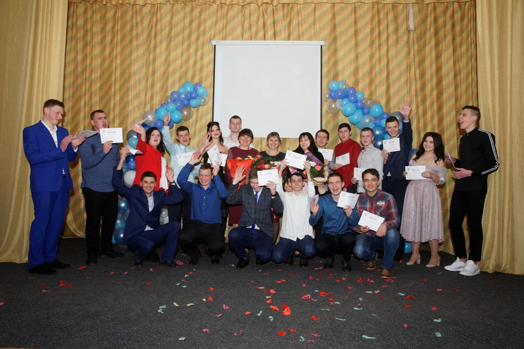 … І ось випускний