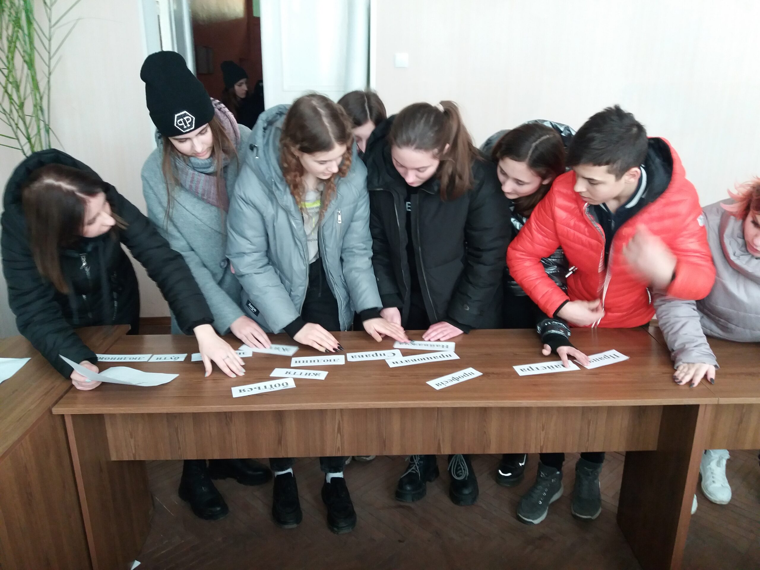 Вступна кампанія 2021 продовжується  активною роботою з випускниками шкіл