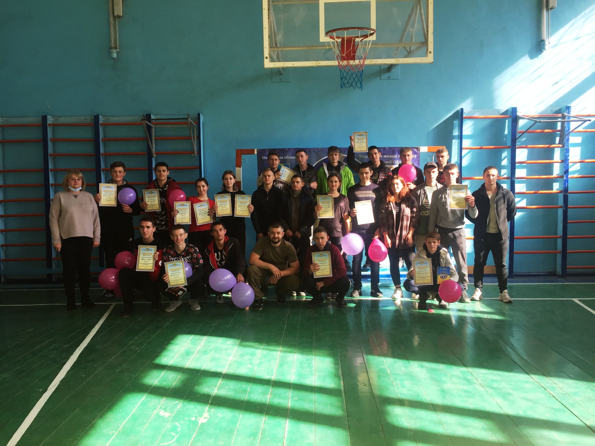 ПРОВЕДЕНО МІСЬКУ НАЦІОНАЛЬНО-ПАТРІОТИЧНУ ГРУ «ЗАХИСНИКИ»