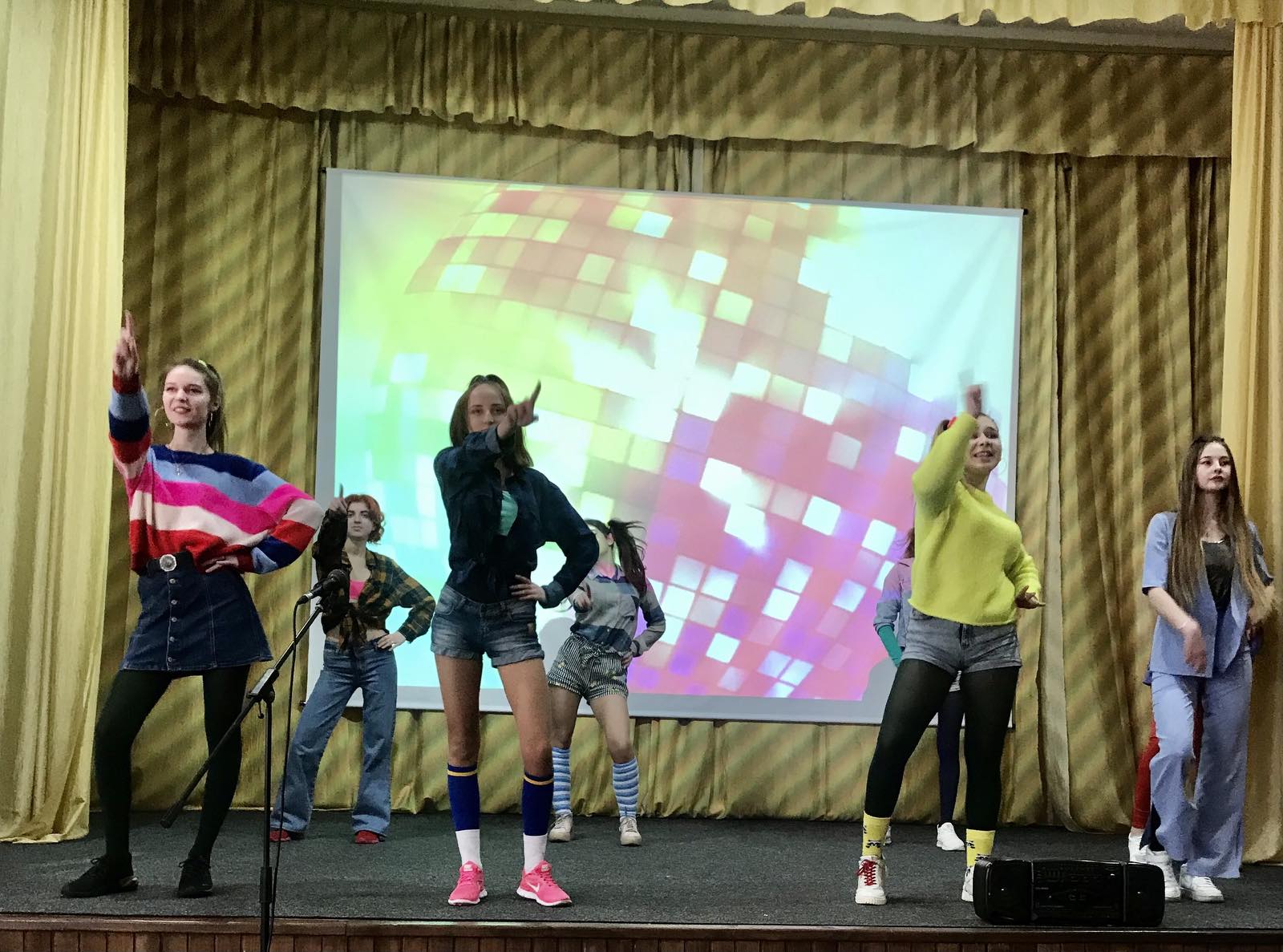 Арт-фестиваль  «2022 рік +,- 20 років»