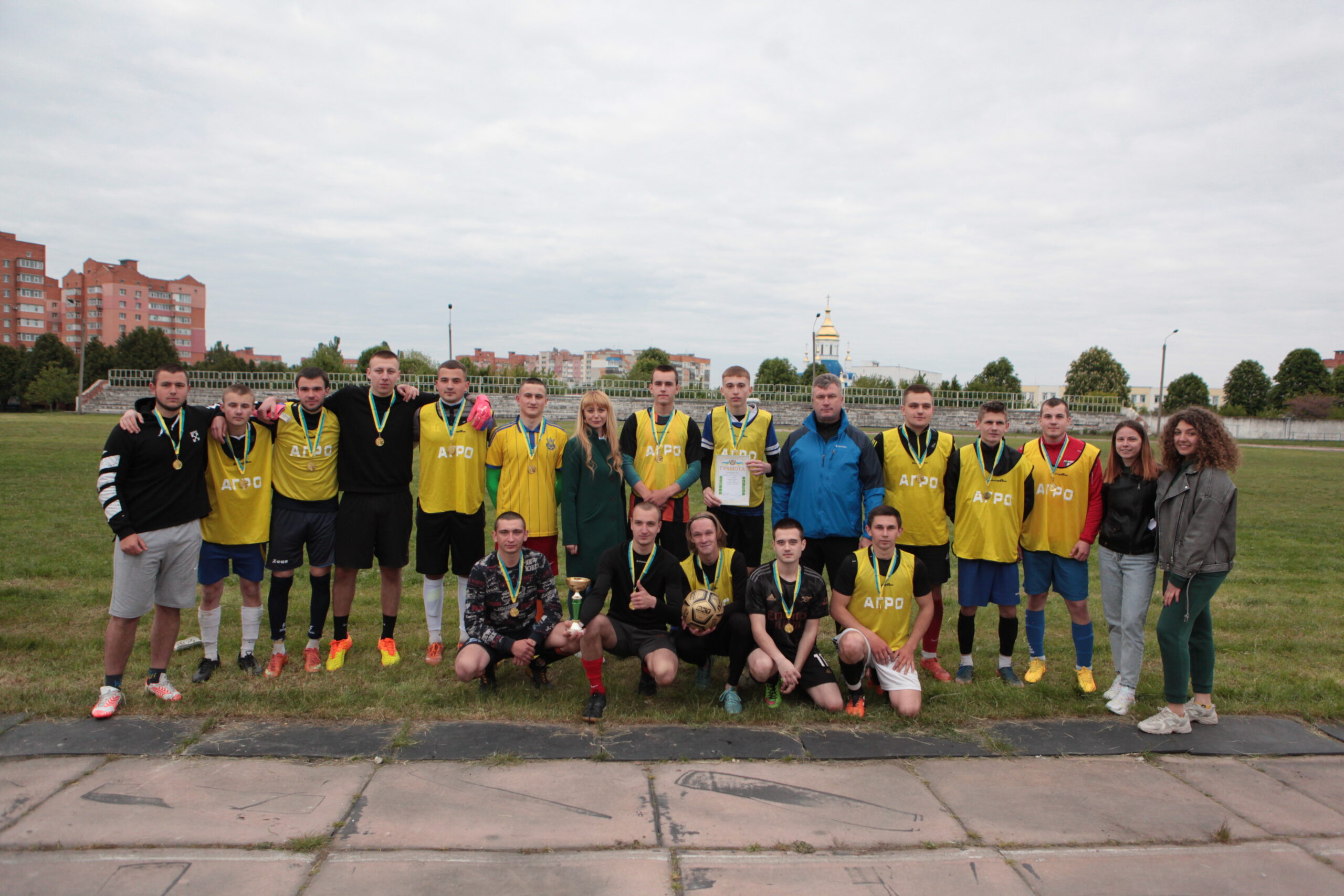 У футбольному турнірі позмагалися команди факультетів СНАУ