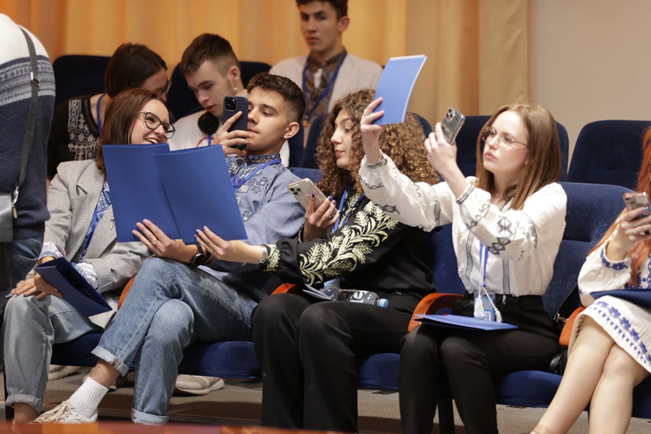 Молодь СНАУ взяла участь у студентському форумі в Ірпені