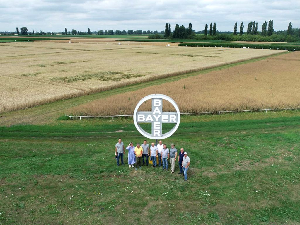 Десятирічна співпраця СНАУ та ТОВ «Байєр»